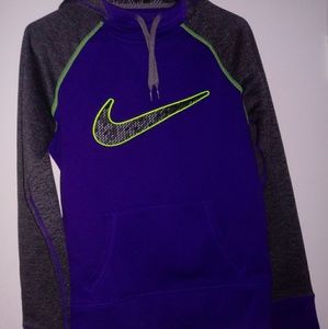 Nike Therma-Fit Hoodie